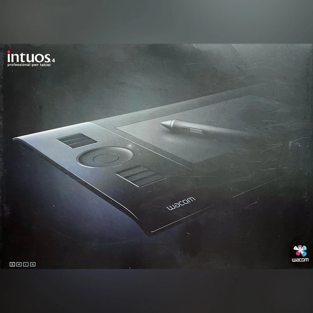 Intuos 4 Wacom Tablet Artist Drawing Pad & Pen in Orig Box - Black - Small Size